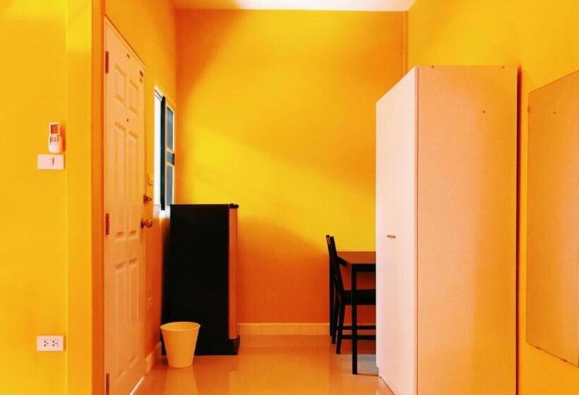 Hôtel โรงแรมบ้านเพิ่มสุข อิมแพ็ค เมืองทอง