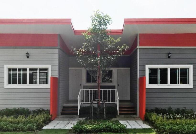 Hôtel โรงแรมบ้านเพิ่มสุข อิมแพ็ค เมืองทอง