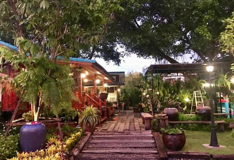 Hôtel โรงแรมบ้านเพิ่มสุข อิมแพ็ค เมืองทอง