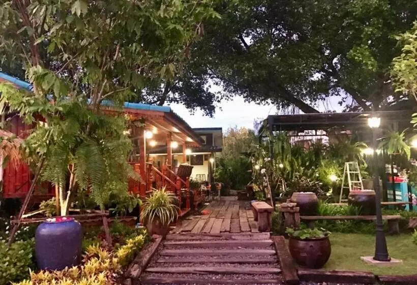 ホテル โรงแรมบ้านเพิ่มสุข อิมแพ็ค เมืองทอง