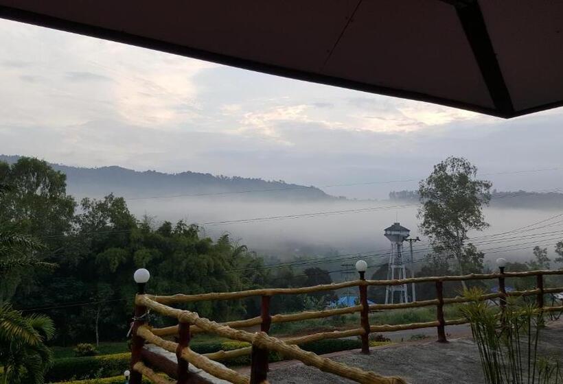 Hotelli ไร่ภูจำปา