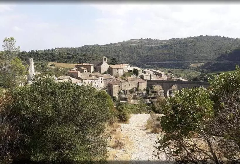 La Maison De Leontine