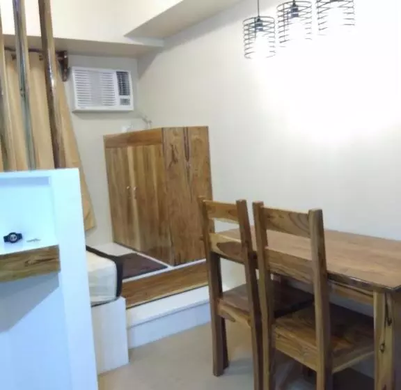 ユースホステル Avida Atria Khalexa S Place Iloilo