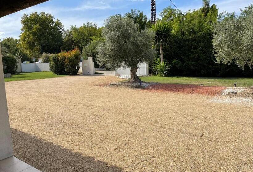 Appartements Calmes Le Mas De Lauriane