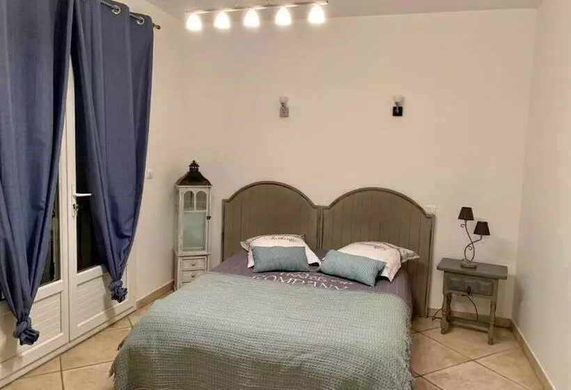 ベッドアンドブレックファースト Villa Fiora Chambre