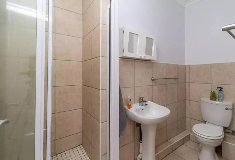 Cozy All In One Ocean View Apartment