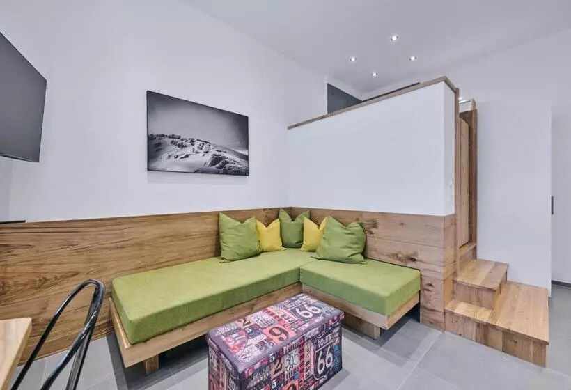 G17 Apartments