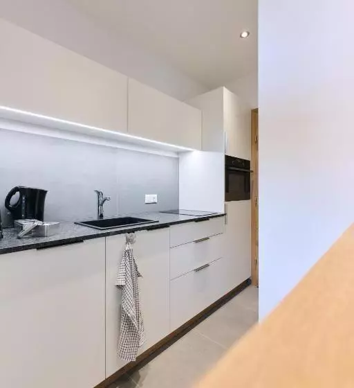 G17 Apartments