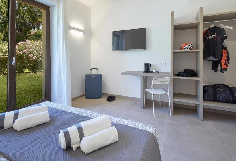 فندق Agriturismo De Bas