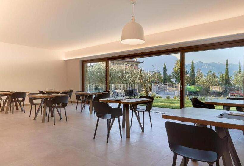 فندق Agriturismo De Bas