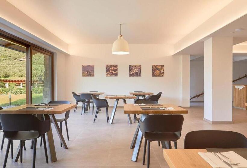 فندق Agriturismo De Bas