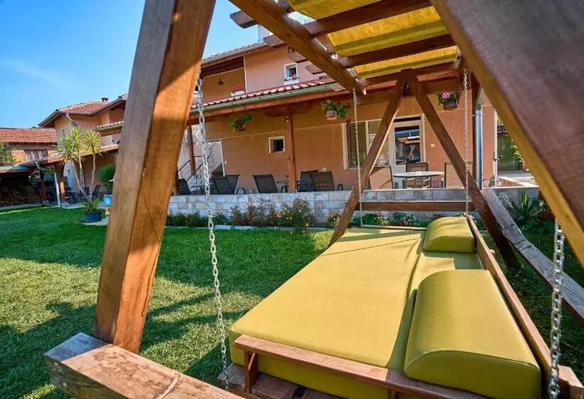 Majatalo симида 2