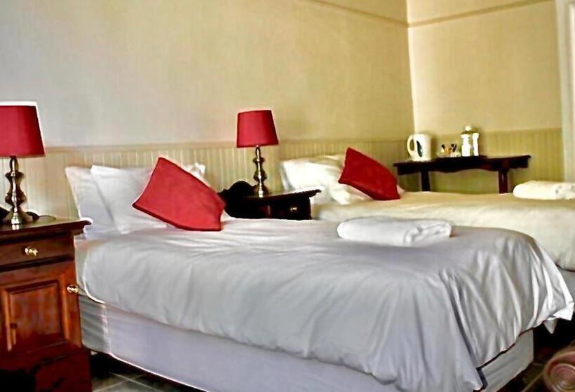 بنسيون De Graaff Manor