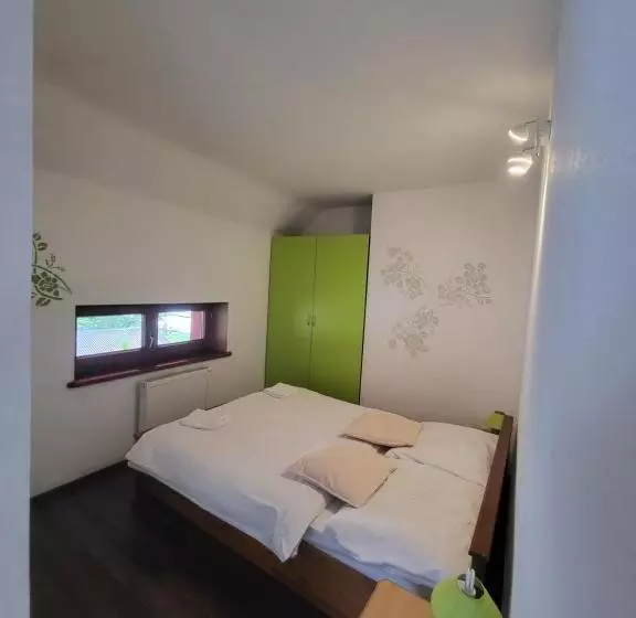 Majatalo Penzión Jolla