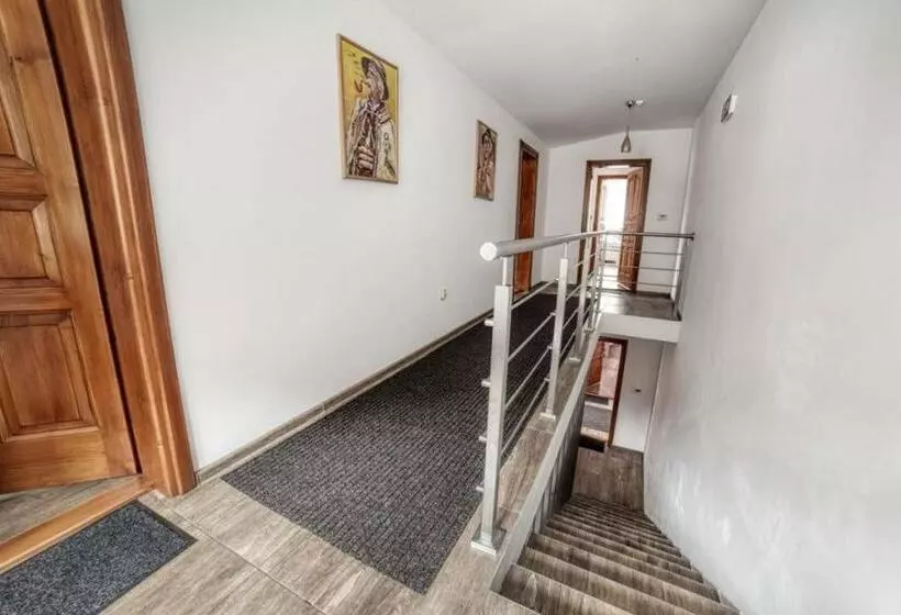 Majatalo Penzión Jolla