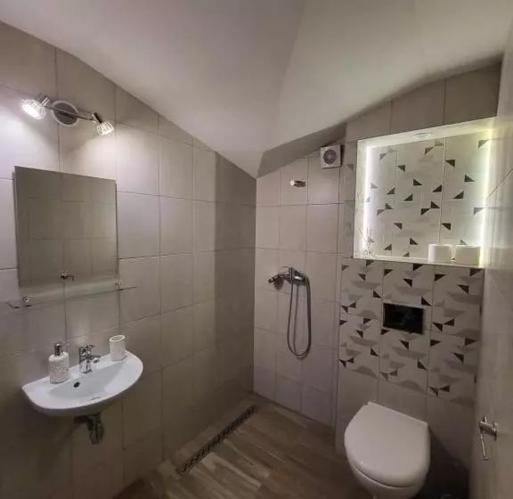 Majatalo Penzión Jolla