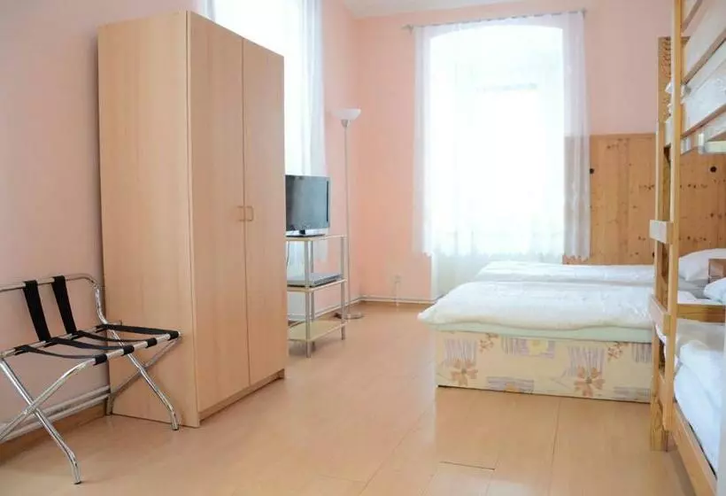 Majatalo Penzion Mlýnický Dvůr