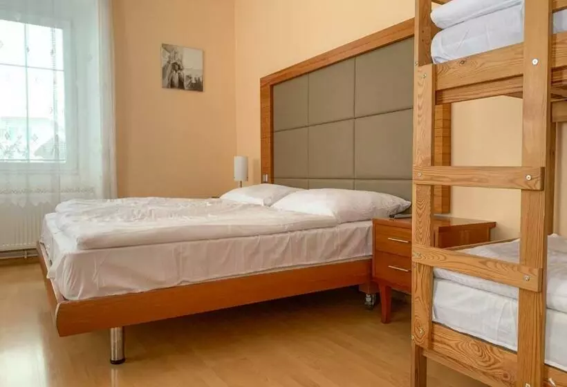 Majatalo Penzion Mlýnický Dvůr