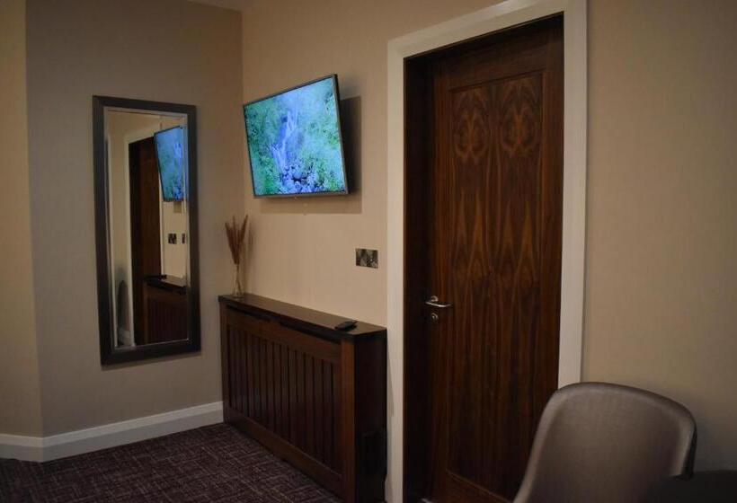 Pension (Hôtel basse catégorie) The Birches Killarney