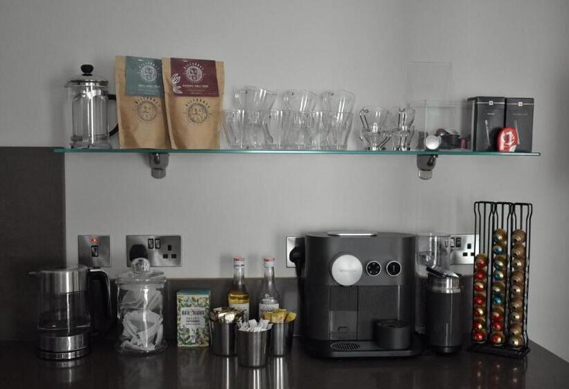 Pension (Hôtel basse catégorie) The Birches Killarney