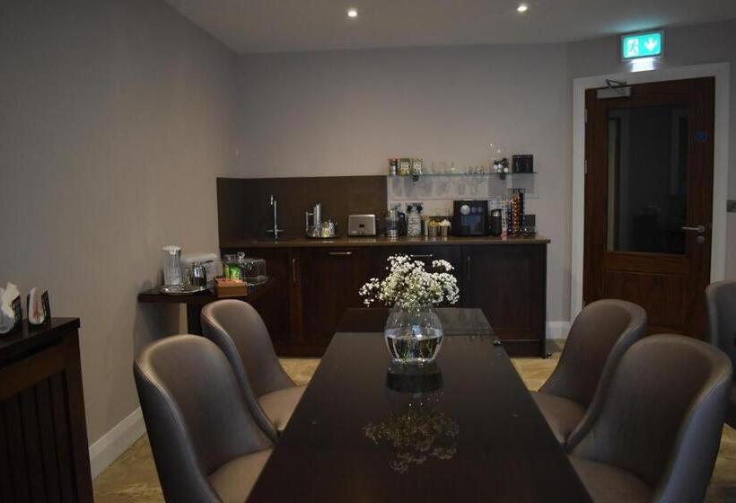 Pension (Hôtel basse catégorie) The Birches Killarney