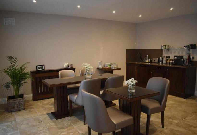 Pension (Hôtel basse catégorie) The Birches Killarney