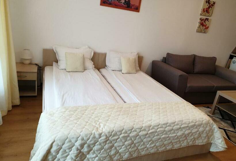 Private Studio In Aspen Golf And Ski Resort