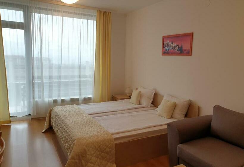 Private Studio In Aspen Golf And Ski Resort