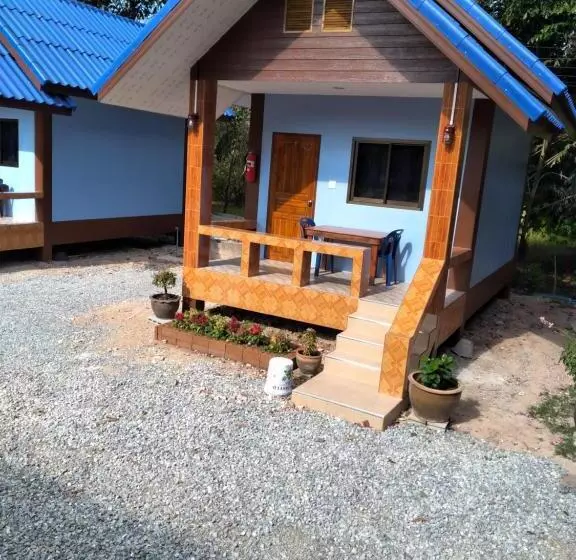 Lomakeskus Yahle Villa เยห์เล่วิลล่า