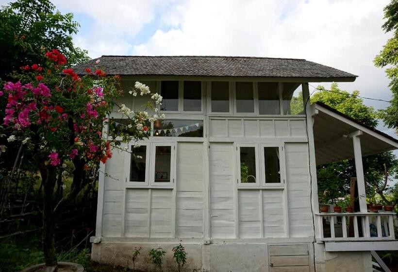 Samadhi Sunrise Temple Villa