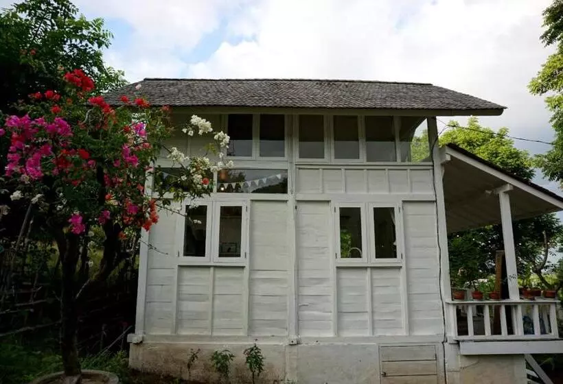 Samadhi Sunrise Temple Villa