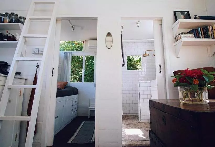 Samadhi Sunrise Temple Villa