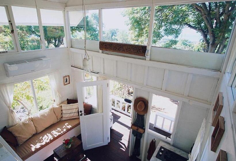 Samadhi Sunrise Temple Villa