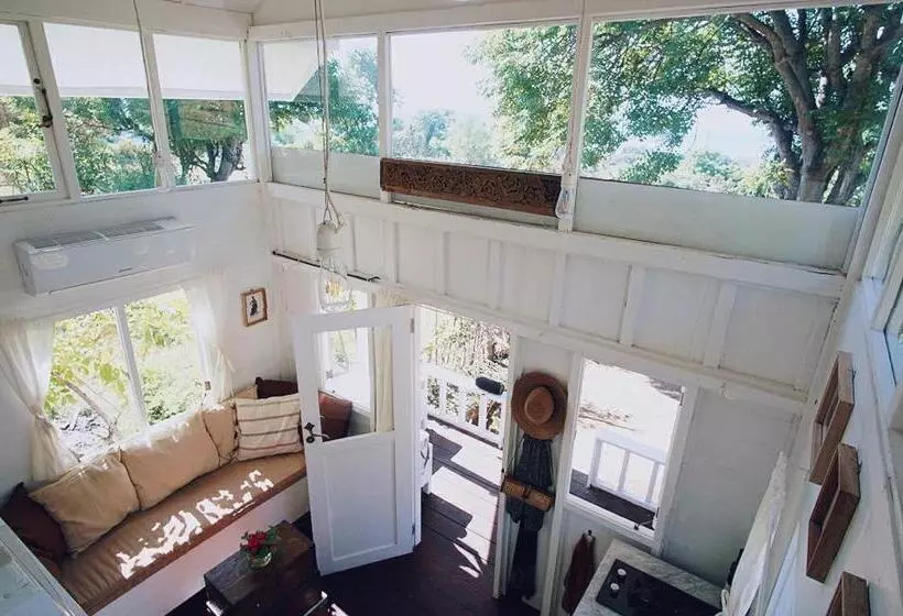 Samadhi Sunrise Temple Villa