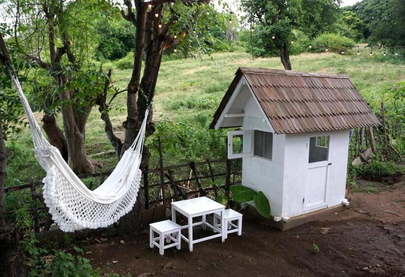 Samadhi Sunrise Temple Villa