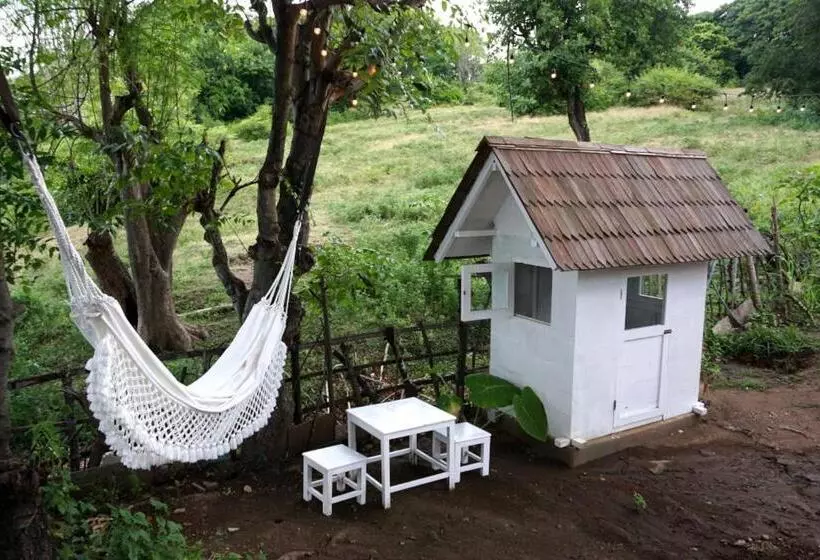 Samadhi Sunrise Temple Villa