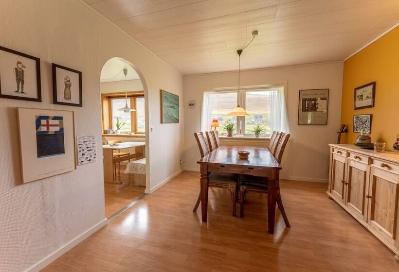 Scenic Village / Nature / Cozy House / 4 Br