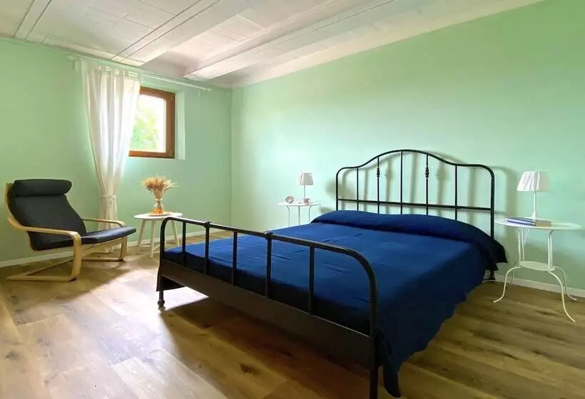 Historic Farmhouse On The Senigallia Hills