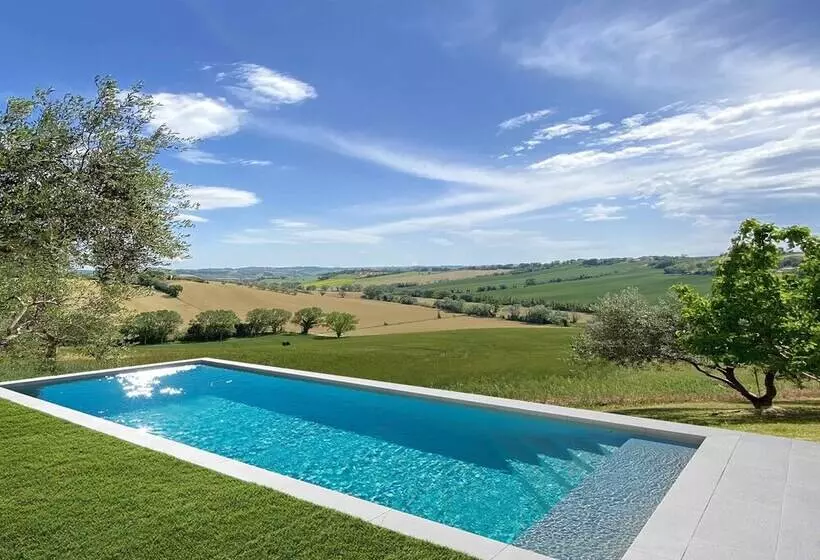 Historic Farmhouse On The Senigallia Hills