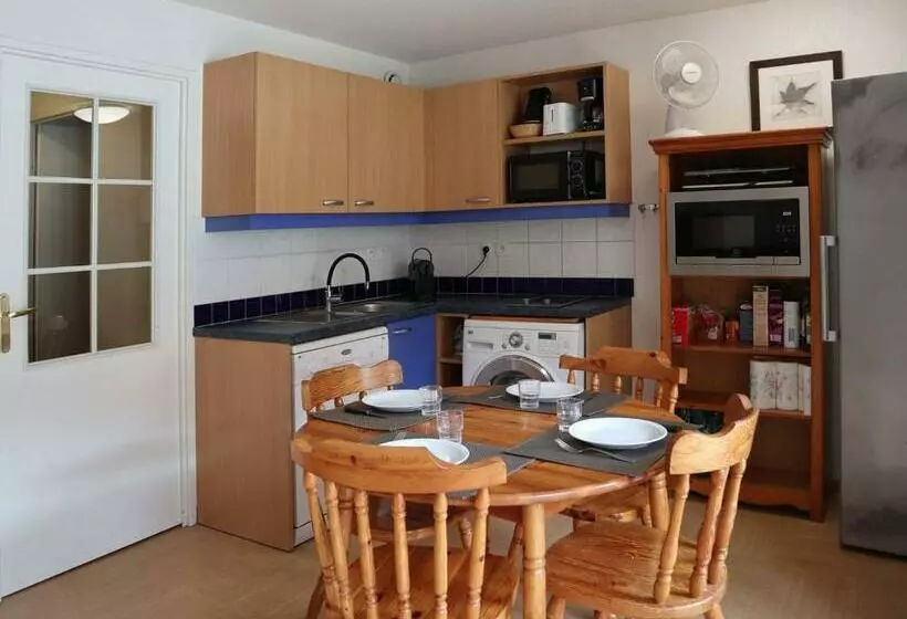 Studio Skis Aux Pieds Avec Piscine à 20m   Fr 1 322 489