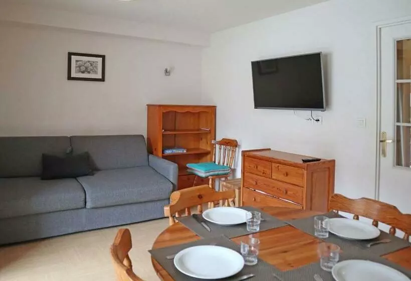 Studio Skis Aux Pieds Avec Piscine à 20m   Fr 1 322 489