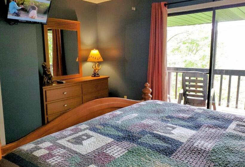 Hillbilly Hilton Pet Friendly Sleeps 4 Free Tickets Mountain View