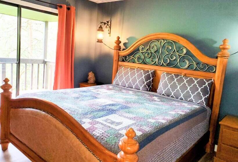 Hillbilly Hilton Pet Friendly Sleeps 4 Free Tickets Mountain View