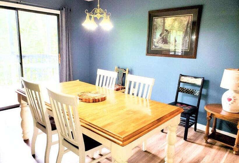 Hillbilly Hilton Pet Friendly Sleeps 4 Free Tickets Mountain View