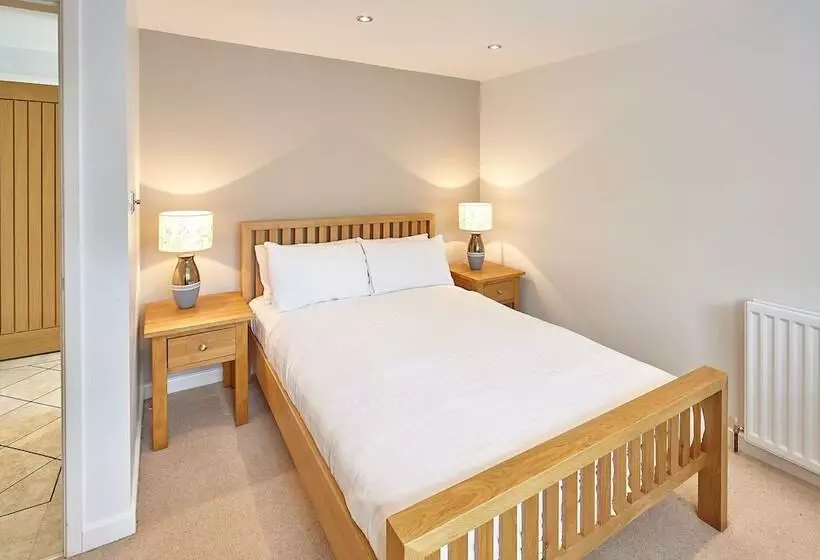 Host & Stay   Doray House