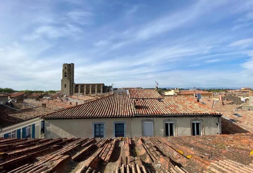 L Aigle D Or   Vue Cité Médiévale