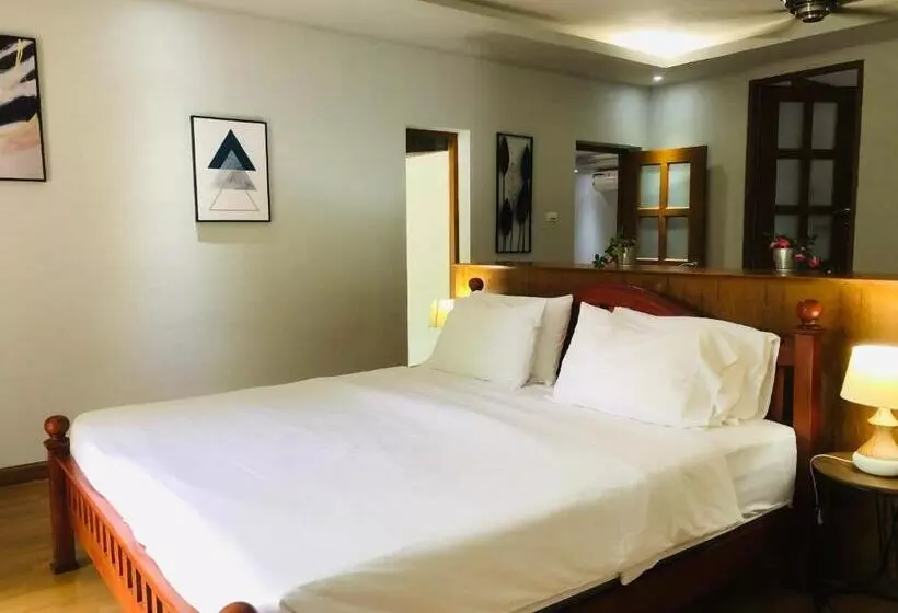 Private Pool Villas By Honey 5 Miles From Central Pattaya Beach