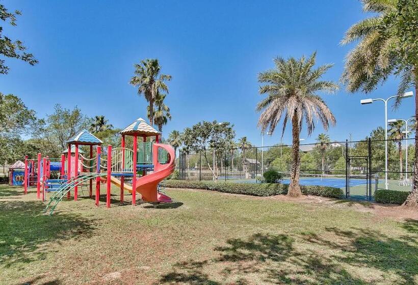 1215 A Slice Of Heaven Destin! Pool View!