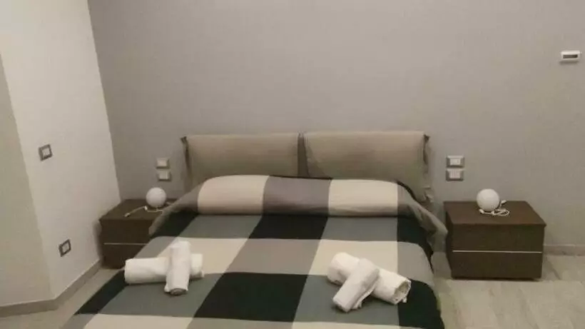 تختخواب و صبحانه Guest House Via Milano