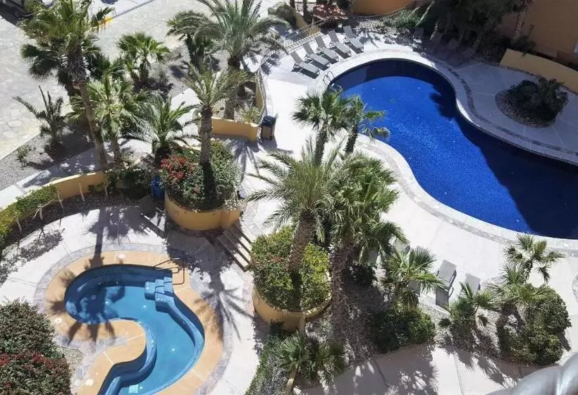 Bella Sirena Resort